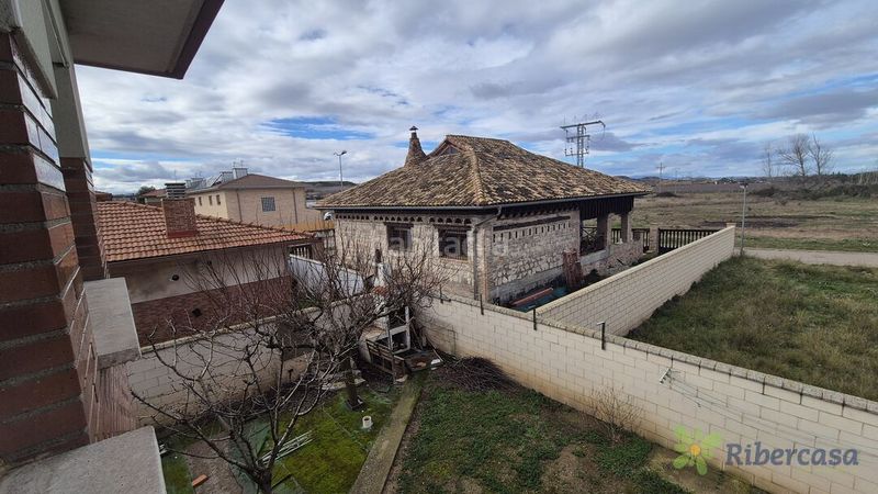 Foto 04b229c0-3426-4802-b79d-93184070df4f. Casa amb aparcament a Castejón