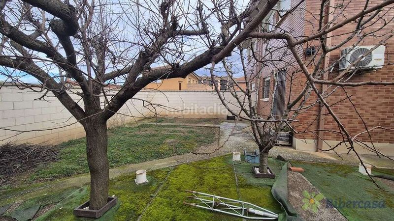 Foto 39f0c12f-e064-4cce-9600-61f1f9d9da2a. Casa amb aparcament a Castejón