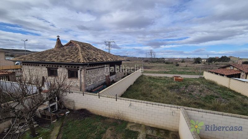 Foto 5e4478c1-2156-47ac-82f0-1a9a0e21e989. Casa amb aparcament a Castejón