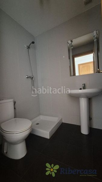 Foto 7e32f6c1-d0ec-41eb-b1d7-860f7ead1488. Casa amb aparcament a Castejón