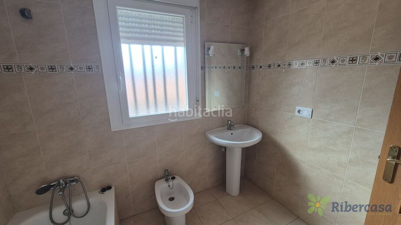 Foto af086ff8-6b6e-4766-a191-6b19c06f38a7. Casa amb aparcament a Castejón