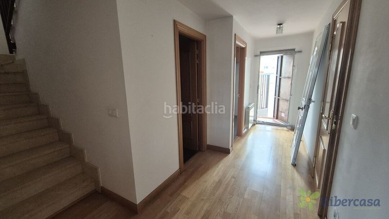 Foto b4a4b31c-889c-442a-8eaa-0c7c8c348554. Casa amb aparcament a Castejón