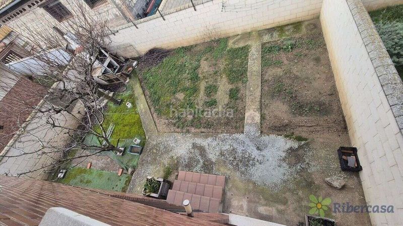 Foto ef229227-90dc-4524-8577-87b55bf71997. Casa amb aparcament a Castejón