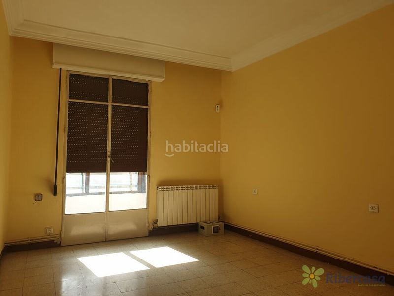 Foto 6bda9b29-9575-4ee8-81c7-d022bfba04be. Pis amb calefacció a Centro Tudela