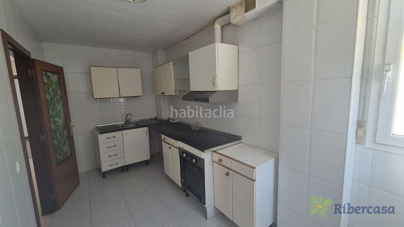 Foto 1a40bd5a-1dfa-4487-9c62-d11234c9f532. Casa amb aparcament a Fustiñana