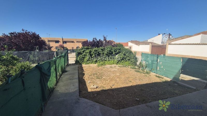 Foto 4edf14f3-d6fc-4b47-9069-4504628805a7. Casa amb aparcament a Fustiñana