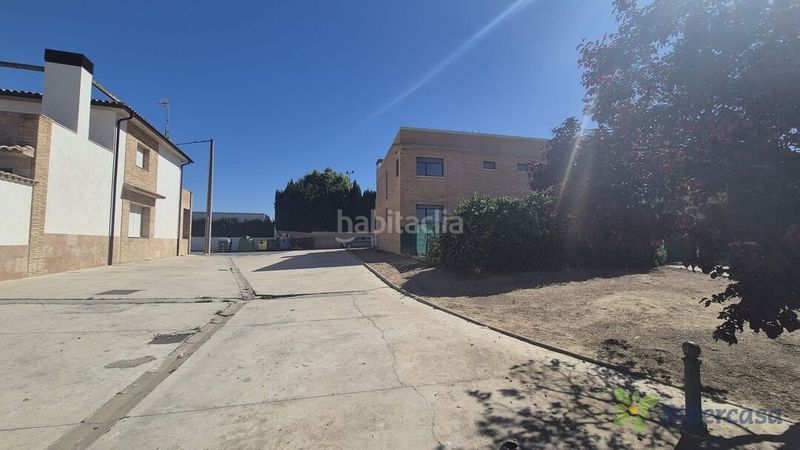 Foto aab60091-cbd0-4e4c-9446-e2216bf76f41. Casa amb aparcament a Fustiñana