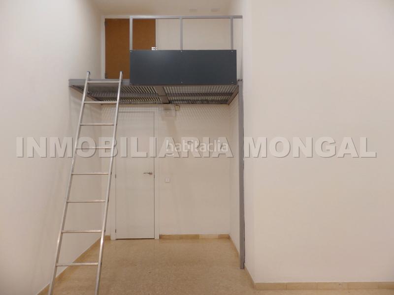 Foto 5f59be98-3d37-461c-a357-405100aca2e3. Alquiler local comercial , situado en calle principal, apto para cualquier actividad. en Sant Boi de Llobregat
