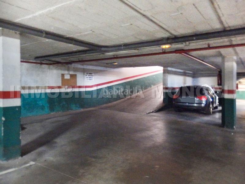 Foto c44617b3-2b5d-4eb2-90f4-d335a08be815. Alquiler parking coche en carrer de joaquim auger 3 plaza de parking en alquiler para coche mediano-pequeño, en planta sótano -1 en Sant Boi de Llobregat