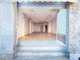 Local Comercial  Carrer joan mart. Perfecto local comercial en dos plantas, zona muy comercial,  al