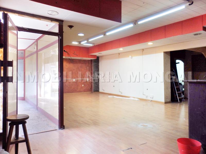 Foto e4535a5c-bd2d-4c25-8a23-6084e02e53d8. Local comercial a Marianao Sant Boi de Llobregat