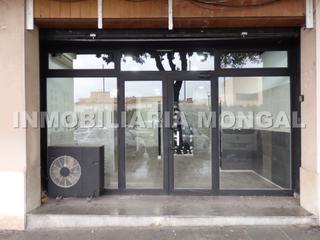 Lloguer Local Comercial a Carrer d'eusebi güell 7. Perfecto local situado en zona comercial, calle principal zona c