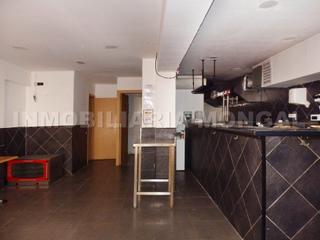 Local Comercial  Carrer del bruc. Local en venta a nivel de calle, salida de humos industrial,  ex