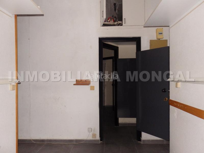 Foto 1fb54fbc-341e-4d44-8553-050e46b12114. Local commercial dans Marianao Sant Boi de Llobregat