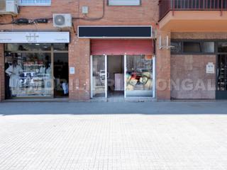Business premise  Avinguda de sant ildefons. Ocasión local comercial con alta afluencia de peatones y de vehí