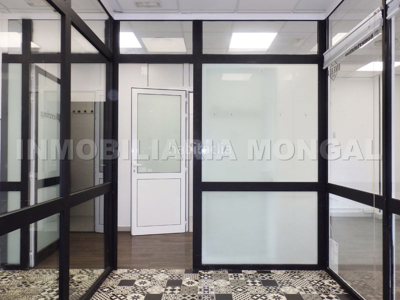 Foto b99a9b54-42ca-4ebf-b579-95ccd23d48b6. Local comercial a Marianao Sant Boi de Llobregat