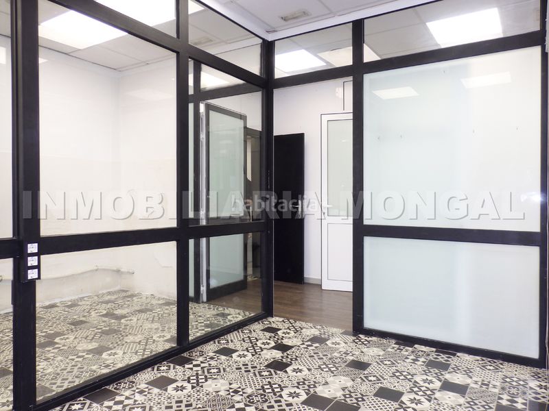Foto e8b8f633-24cf-43dd-962b-df61f9c00a68. Local comercial a Marianao Sant Boi de Llobregat