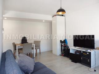 Flat  Placa sant ildefons. Reforma integral de esta vivienda con tres habitaciones, totalme