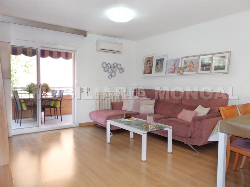 Foto 0e78e7b1-3014-45fc-9441-12d9adc65fde. Maison jumelée avec chauffage piscine dans Marianao Sant Boi de Llobregat