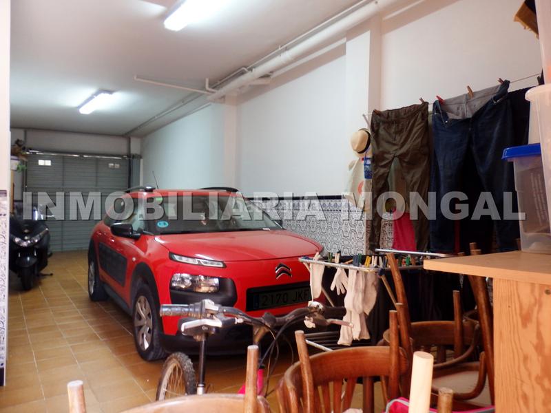 Foto 303752d9-24e3-44d3-8e3a-b1dae51b72eb. Maison jumelée avec chauffage piscine dans Marianao Sant Boi de Llobregat