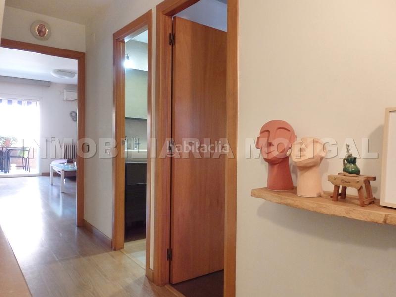 Foto 7a86e8bd-e663-4e05-8ba7-cd9620a32241. Maison jumelée avec chauffage piscine dans Marianao Sant Boi de Llobregat