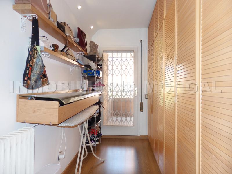 Foto 8803af35-5928-40fb-a62f-47e1557ea729. Maison jumelée avec chauffage piscine dans Marianao Sant Boi de Llobregat