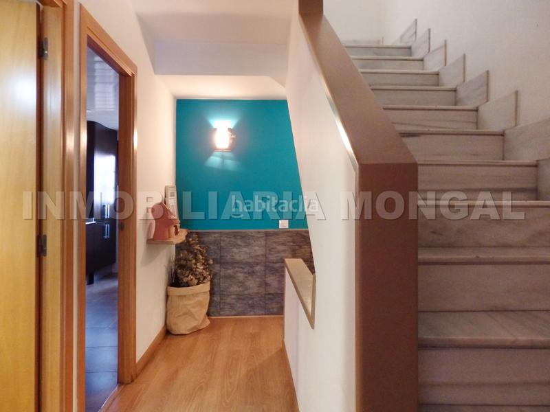 Foto c7f442e7-16d2-44f9-82c6-d36a97824827. Maison jumelée avec chauffage piscine dans Marianao Sant Boi de Llobregat