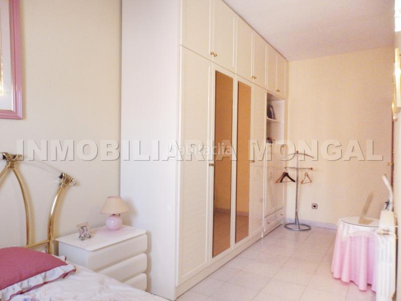 Foto 8d2eae18-e368-48d0-ac83-3f8890a41b80. Casa adossada amb calefacció aparcament a Marianao Sant Boi de Llobregat