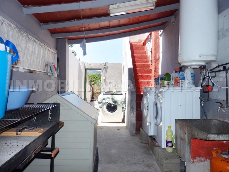 Foto 7680f370-cf26-47f7-9a97-d3441fdd3885. Casa  unifamiliar aislada, a reformar, excelentes vistas, muchas posibilidades en Sant Boi de Llobregat
