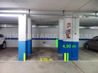 Autoparkplatz in Carrer joan maragall 21. Ocasión  plaza de parking en venta, para coche pequeño-mediano,