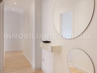 Appartement  Calle circumval.lacio. Planta baja en venta en la roureda, 3 habitaciones dobles y dos