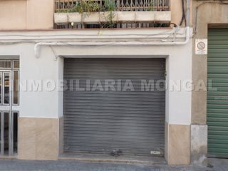 Local Comercial  Carrer de ramon estruch. Local diáfano con muchas posibilidades