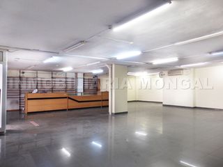 Lloguer Local Comercial  Carrer riera gasulla. Local comercial en alquiler en sant boi de llobregat