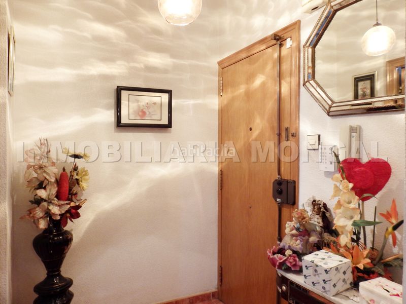 Foto 16a93e40-9a1d-4580-85fa-0a5a683de6d8. Pis a Can Vidalet Esplugues de Llobregat