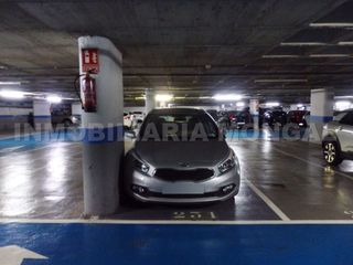 Aparcament cotxe  Avinguda de la república argentina 60. Plaza de parking en venta, parking privado sant ildefons