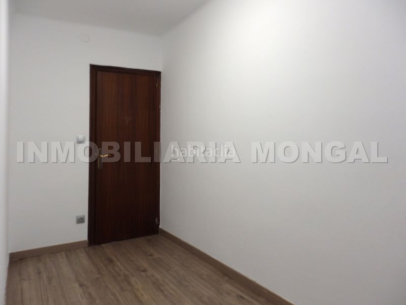 Foto 33418467-6e53-434f-90df-986a63574c4c. Pis a La Gavarra Cornellà de Llobregat