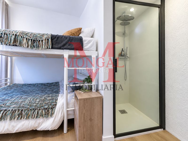 Foto acda33e2-fb7a-4e3f-843c-271dbd8af6d9. Casa adossada amb calefacció a Centre Mataró