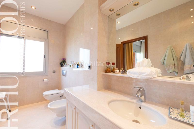 Foto d45347d1-6295-4f8f-9223-6c4eb2f0552c. Chalet espectacular casa en Cabrils