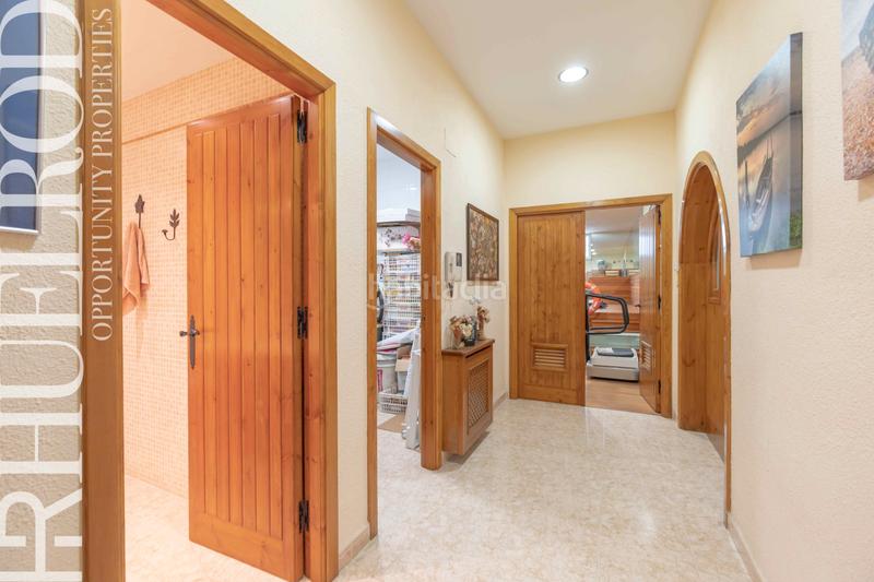 Foto d92711de-49cf-4723-bcd1-894eb7d9430e. Chalet espectacular casa en Cabrils