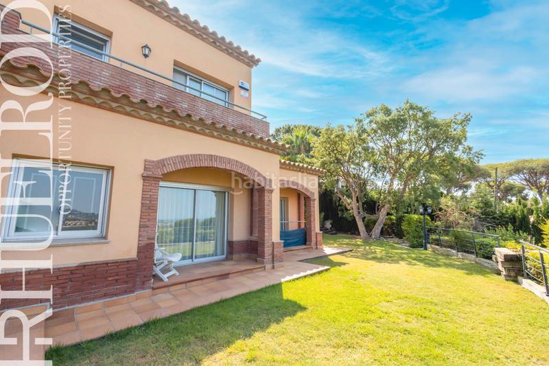 Foto f443d173-a3c9-49db-934f-49387e801888. Chalet espectacular casa en Cabrils