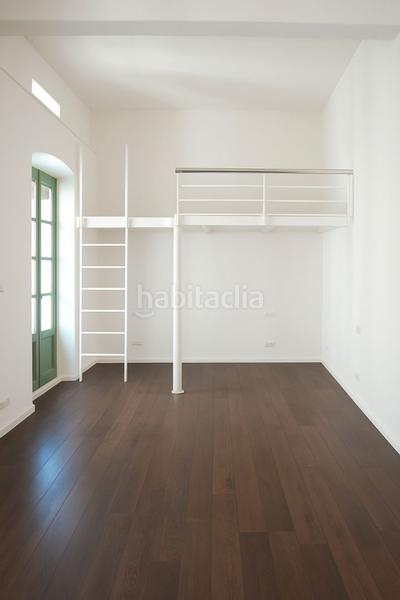 Foto 3fe32200-1fb7-445c-9cec-8a3216d942a1. Appartamento in carrer d'avinyó 1 in Gòtic Barcelona