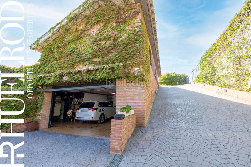 Foto 5c0f9aae-5a58-4686-abea-a665447c5540. Chalet avec cheminée chauffage parking piscine dans Cabrils