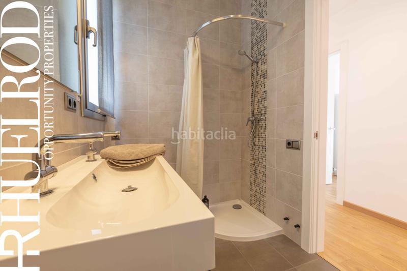 Foto 6326f26f-384f-4717-b573-f4d7d7eb6178. Chalet avec cheminée chauffage parking piscine dans Cabrils