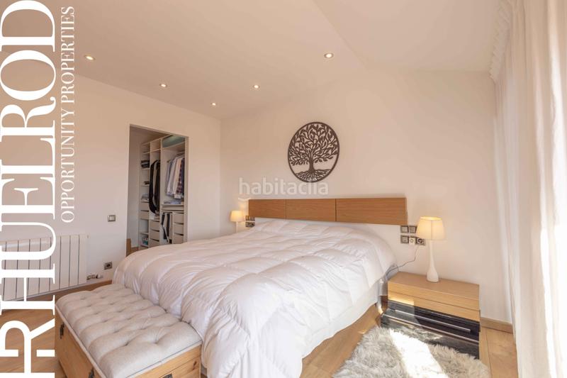 Foto ef9edfde-2814-4f56-be2d-2a7d3a3ef388. Chalet avec cheminée chauffage parking piscine dans Cabrils