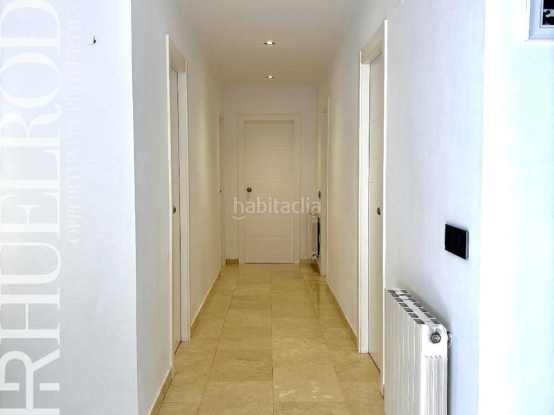 Foto 7fac45a1-6d78-427c-ac31-9565714f8264. Chalet avec cheminée chauffage parking piscine dans Calella