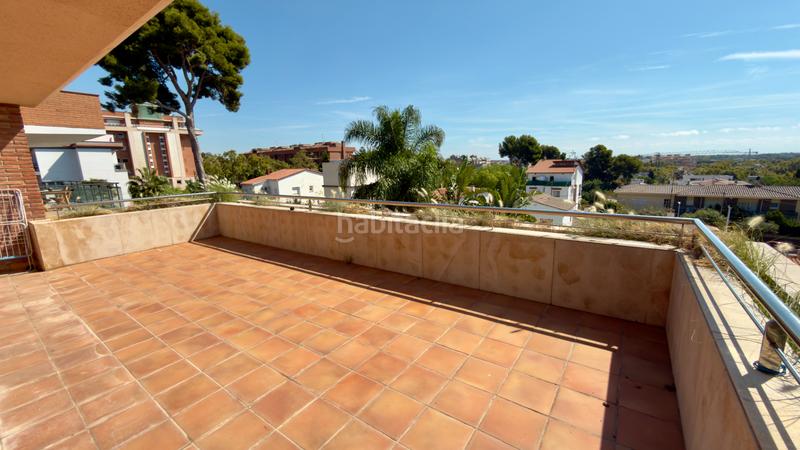 Foto 828994d9-7dcb-4677-93d4-12b707fa5627. Chalet in avinguda 312 6 in Montmar Castelldefels