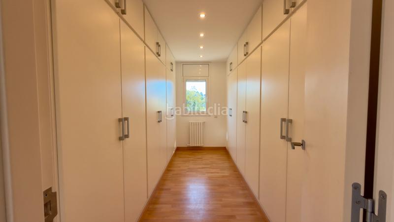 Foto f4caf4d6-f5c7-43d5-93e0-70f8bc603197. Chalet in avinguda 312 6 in Montmar Castelldefels