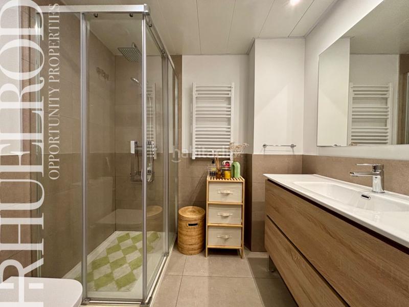 Foto 342c28fb-c3c7-4a67-baa7-13fcbb71e738. Planta baixa amb calefacció aparcament a Lledoner Granollers