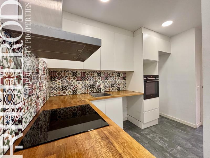 Foto 16f0f9c0-876a-4323-b544-2e7baa615f86. Piso  con balcón, luz natural y ubicación privilegiada en Font Verda – en Granollers