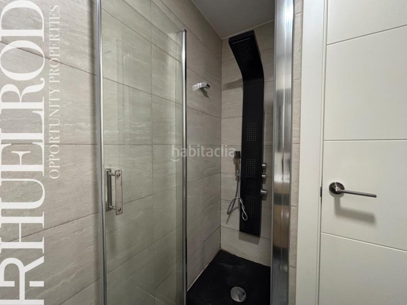 Foto 9f9cae51-27a4-40c4-9234-3044603f9849. Piso  con balcón, luz natural y ubicación privilegiada en Font Verda – en Granollers